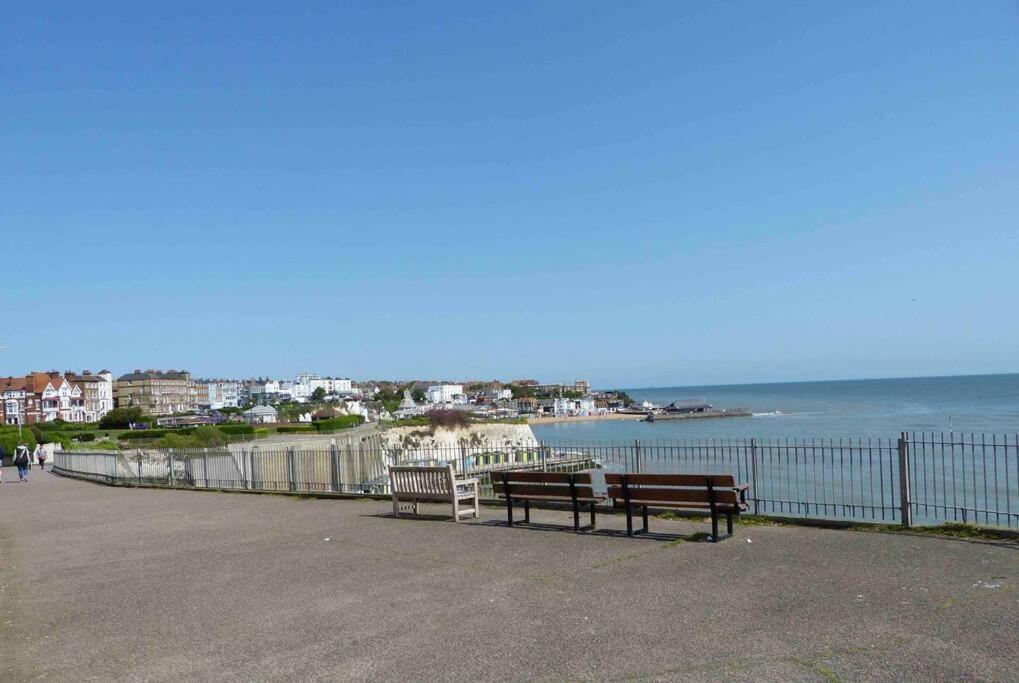 Ferienwohnung Amazing Sea Views And Much More…. Broadstairs Exterior foto